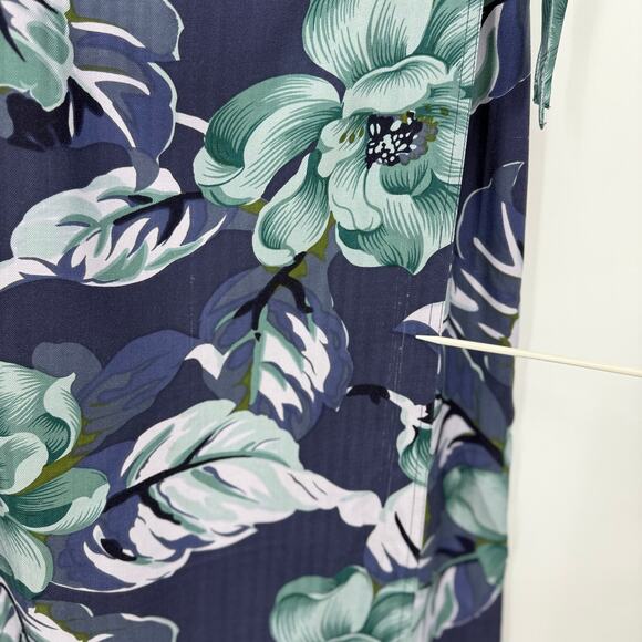 Tommy Bahama Size 6 100% Silk Floral Wrap Skirt Blue Green Pool Coverup - Picture 8 of 8